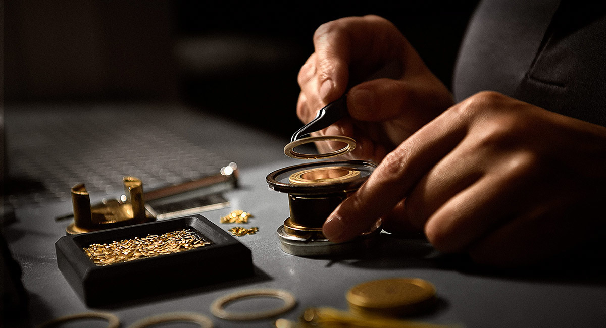 x2_desktop_M-49-V-Website_07 