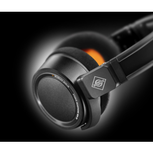 NDH-20-Black-Edition-Macro2_Neumann-Headphone_G