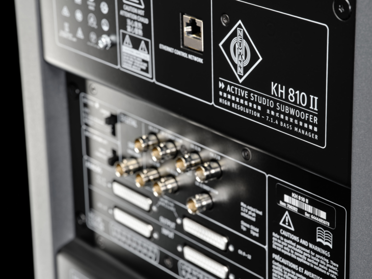 KH-810_II_Macro1_Neumann-Studio-Subwoofer_MR
